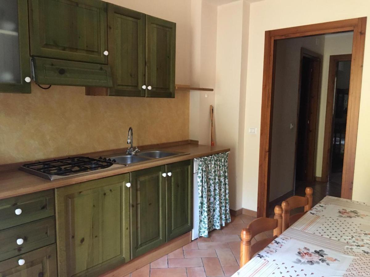 La Baita di Pilato Montemonaco Bagian luar foto