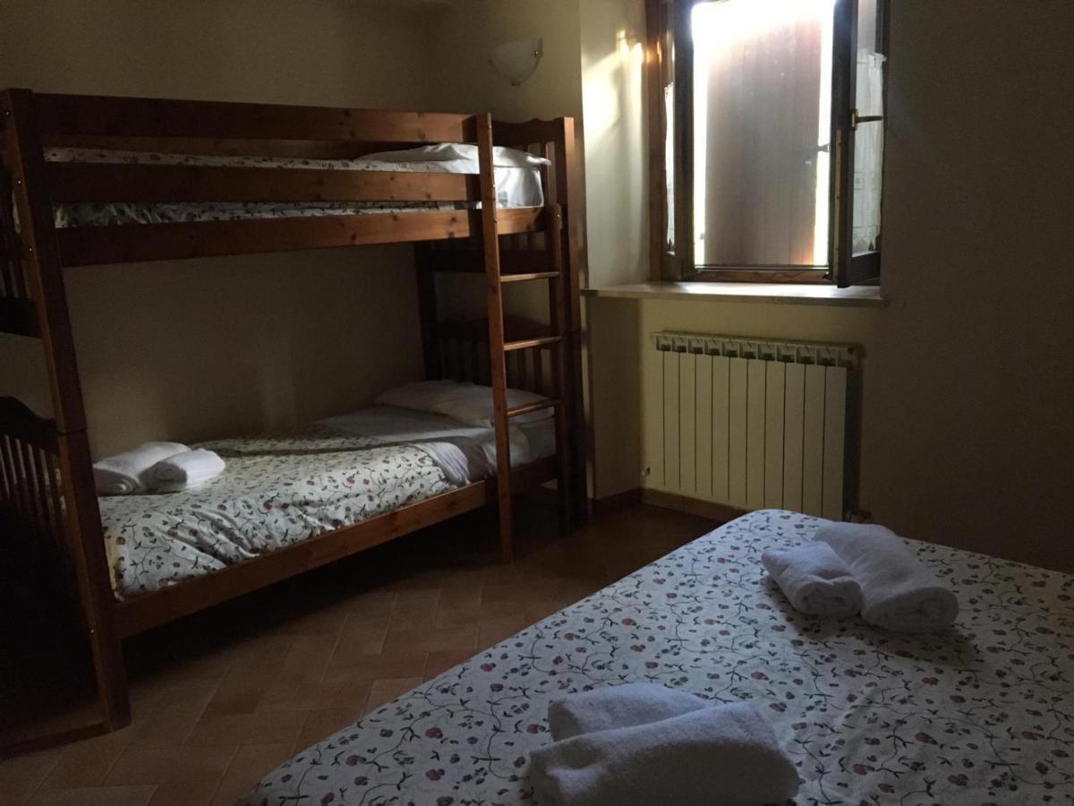 La Baita di Pilato Montemonaco Bagian luar foto