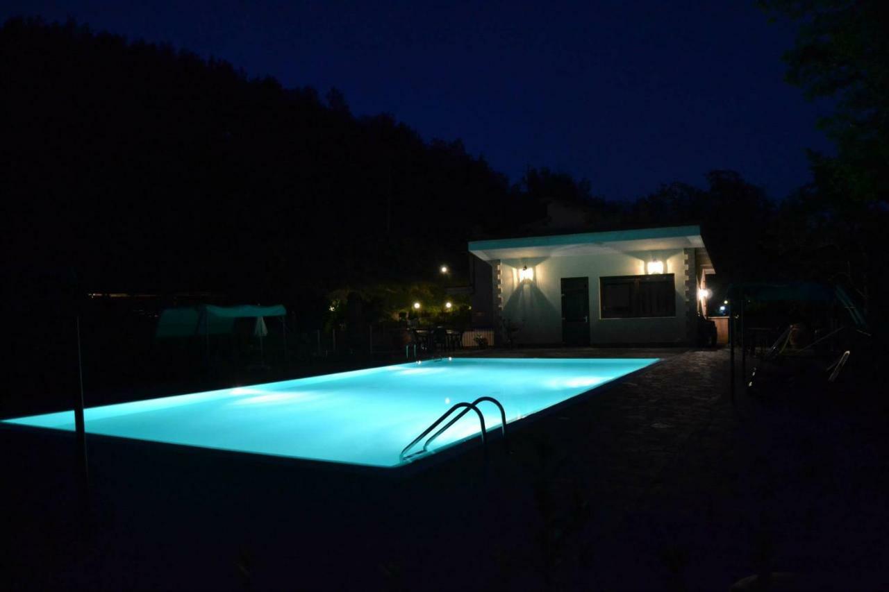 La Baita di Pilato Montemonaco Bagian luar foto